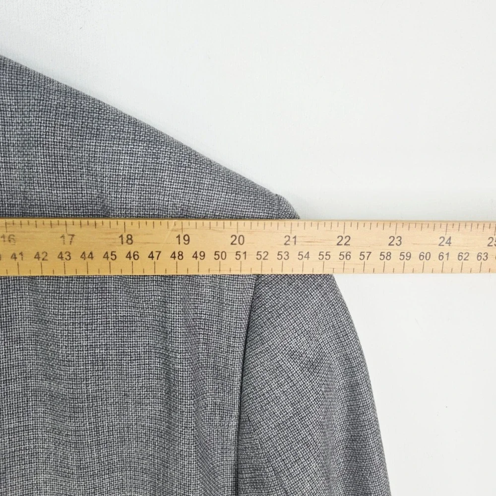 Jos. A. Bank Men 50R Traveler 100% Wool Gray Two Button Blazer Sport Coat Jacket
